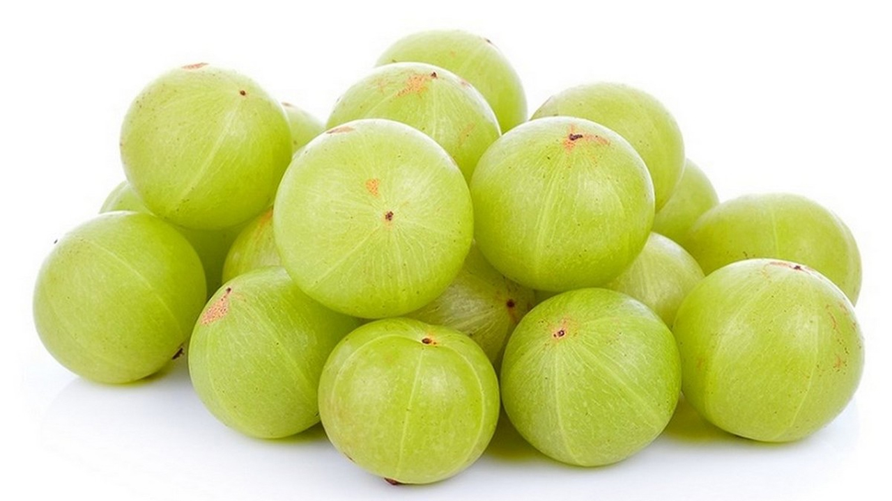 20 Health Benefits of Amla From Your Hair to Your Stomach