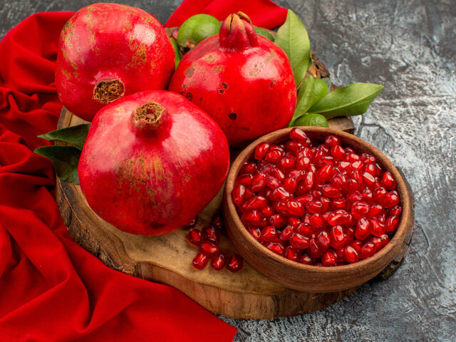 pomegranates-5-benefits
