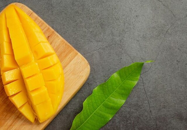 Your 101 Guide to Relish Mangoes This Season Dos, Don’ts, Benefits, and More