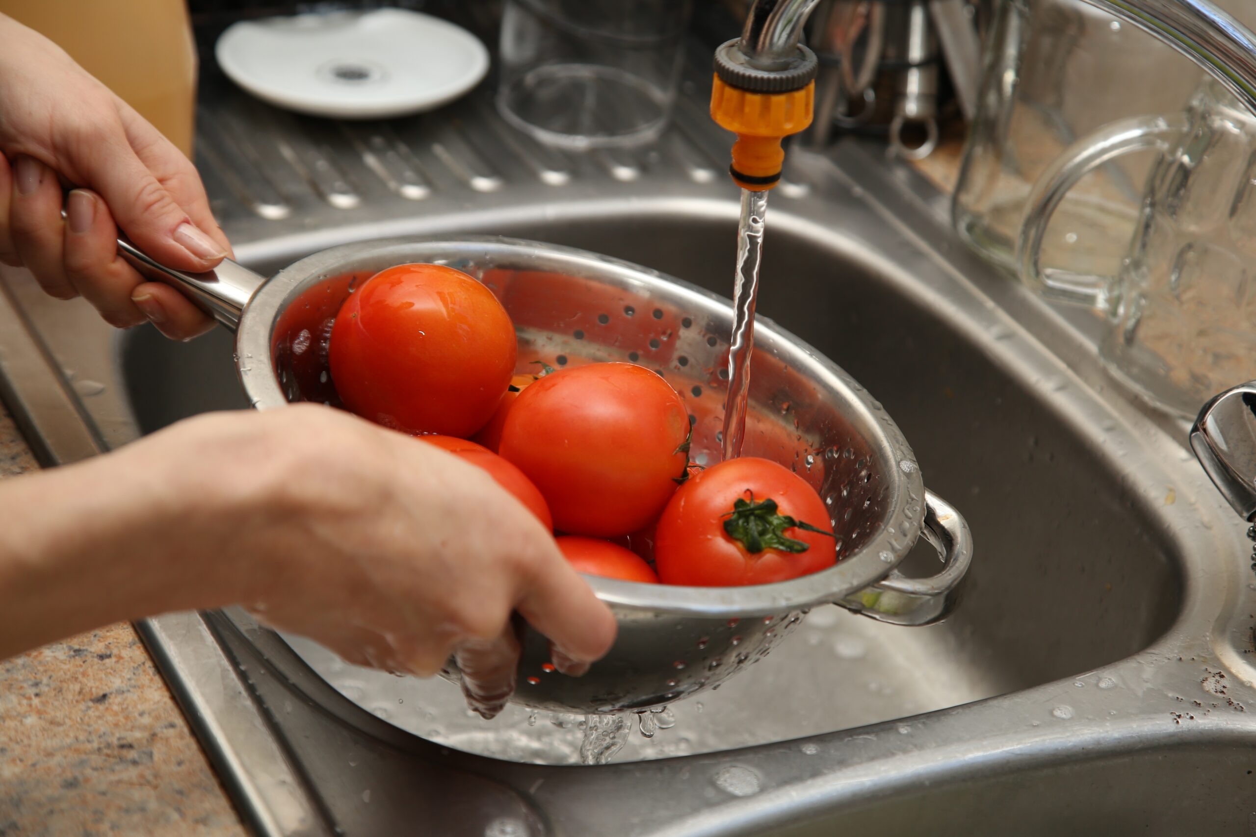 washing-fruits-vegetables-tips