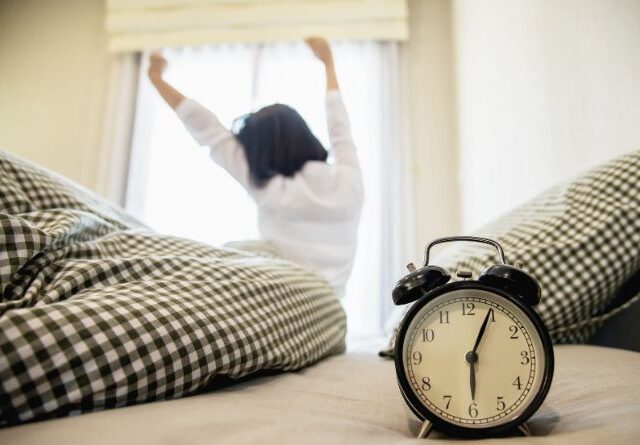 Reset Circadian Rhythm in 7 Smart Ways image