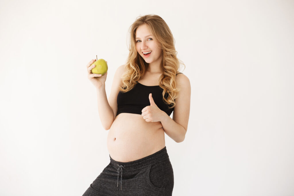 6 Must-Have Nutrients for Expecting Mothers image